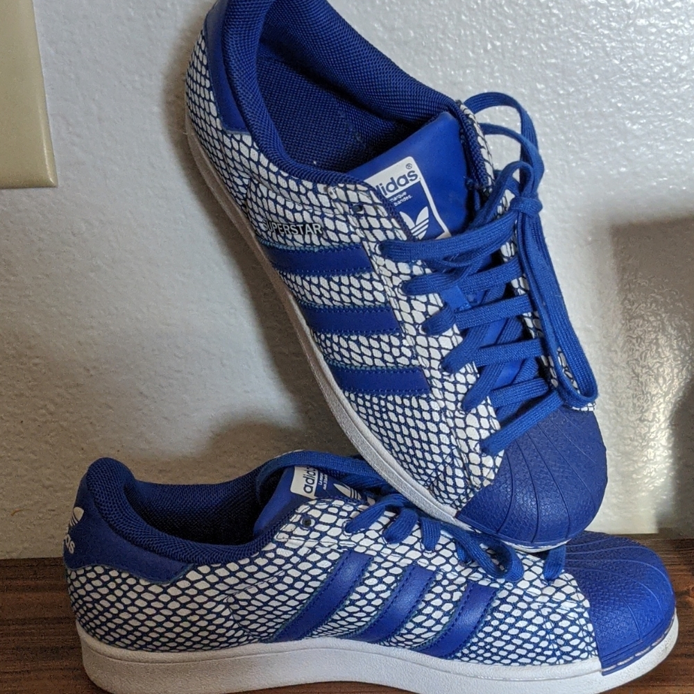 Adidas shoes size 7.5 men's
